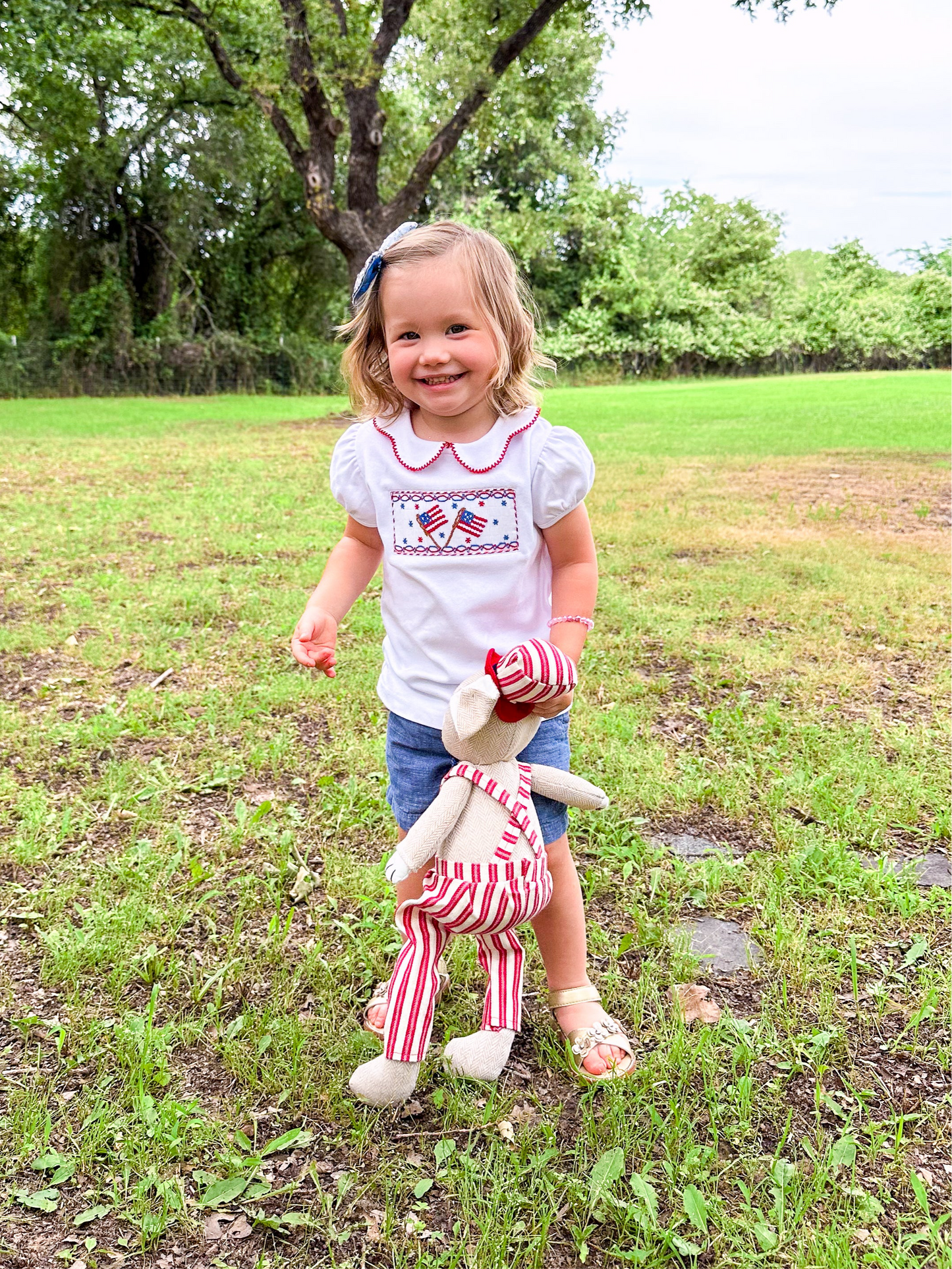 Flags & Fireworks Puff Sleeve Girls T-Shirt