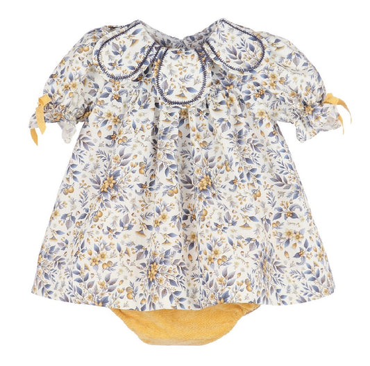 Marigold Girls Petal Float